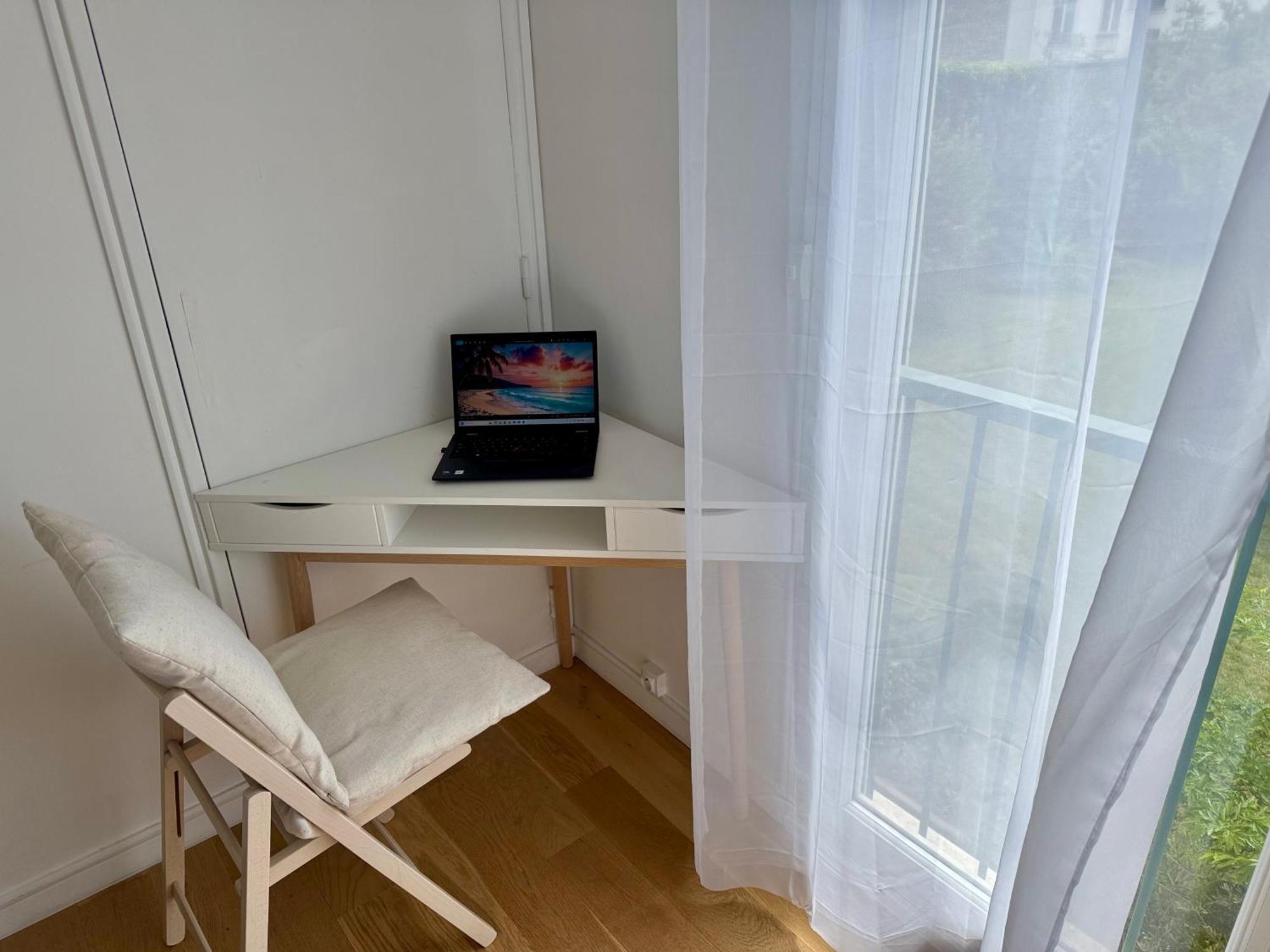 Superbe Appartement Avec Belle Vue Jardin Paris Luaran gambar